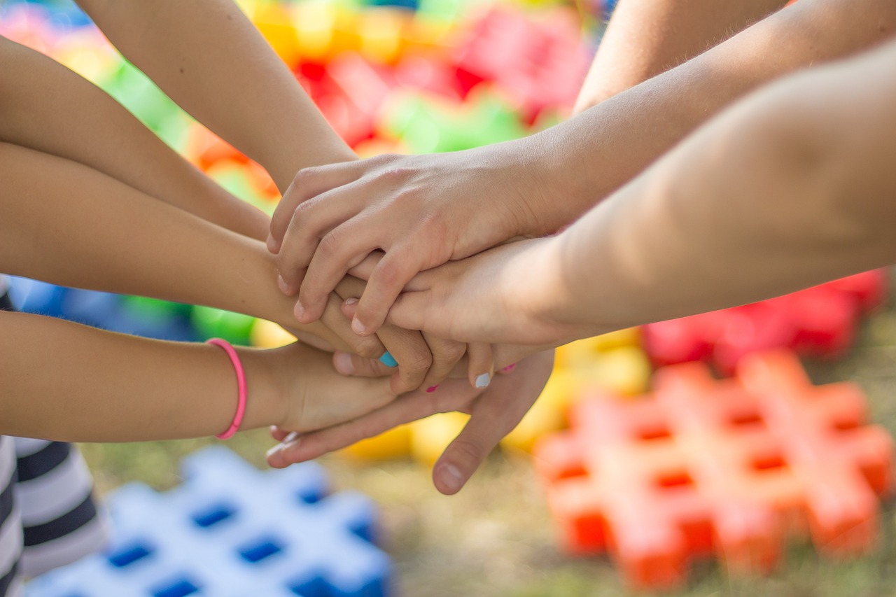 découvrez l'importance de la collaboration pour améliorer le travail d'équipe, favoriser l'innovation et atteindre des objectifs communs efficacement.