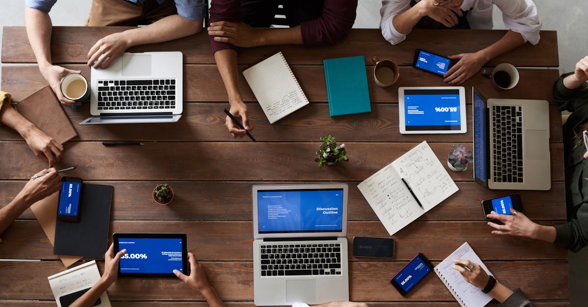 découvrez l'art de la communication, ses techniques et son importance dans les relations personnelles et professionnelles. apprenez à mieux transmettre vos idées et à renforcer vos interactions avec les autres.