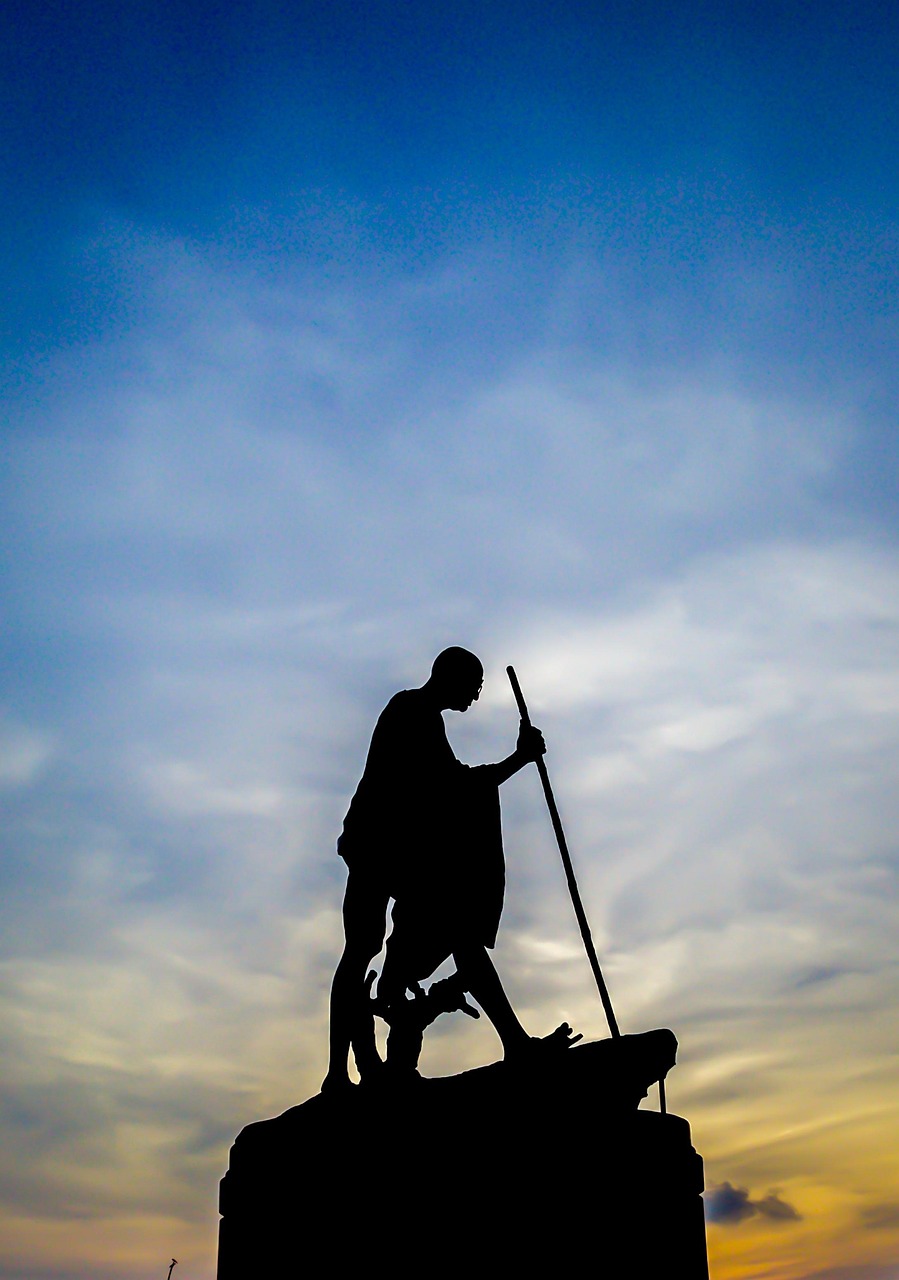 découvrez les secrets des leaders inspirants et développez vos compétences en leadership pour réussir dans tous les domaines.
