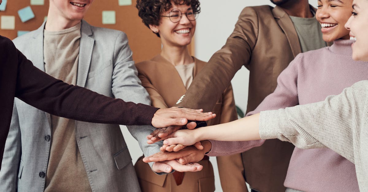découvrez l'importance du travail d'équipe, ses bénéfices et les meilleures pratiques pour optimiser la collaboration au sein de votre groupe. apprenez à renforcer la communication, à encourager la créativité et à atteindre des objectifs communs grâce à une coopération efficace.