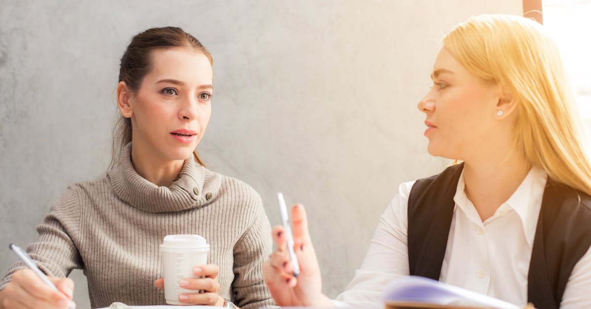 découvrez l'art de la communication, ses techniques essentielles et son impact sur les relations personnelles et professionnelles. apprenez à améliorer vos compétences en communication pour mieux interagir et transmettre vos idées efficacement.